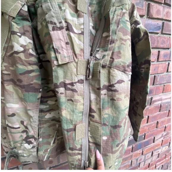 US Army Camouflage Military Jacket - Picture 4 of 9